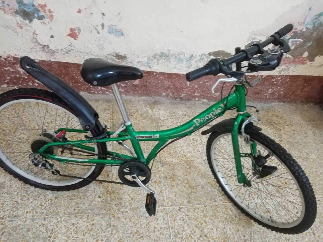 للبيع 60 الف جانب الأيمن ***********
