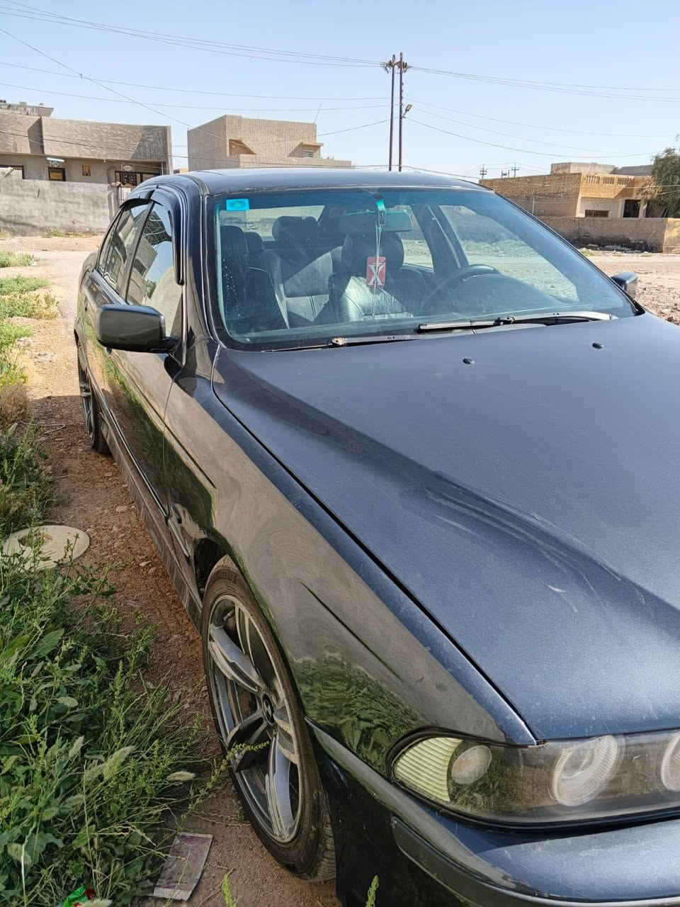 بي ام حجم 528 بدي ومحرك وكير اصل وفصل .
موديل 96 محدث 2000
صبغ عام ضربه جاملغ خلفي شبرين وموجود فديو قبل التعمير .
شاشه يابني فول الاستخدام بدون اي جطل بلادي.
دعاميه امامي وخلفي سبايدر مع شفقه مع ديفوز كله m .
منظومه زنون بالكامل .
 تخم تاير قبل شهر شاده .
تبريد ثلج مع منظمه جديده .
ادامه المحرك بالكامل شرط ضمان .
داخل جلد كشنات كهرباء شغاله .
كهربائيات سياره كلها شغاله.
داخل كله لون اسود مميز .
صدر امامي وخلفي جديد .
نقص فقط قمجي تنته وليس ماطور .
رقم انبار انكليزي باسمي سنويه لغايه 27 نهايته.
سياره متعوب عليه ع ادق التفاصيل .
السعر 95$ ويرهم مراوس حسب قناعه.
تلفون ***********
