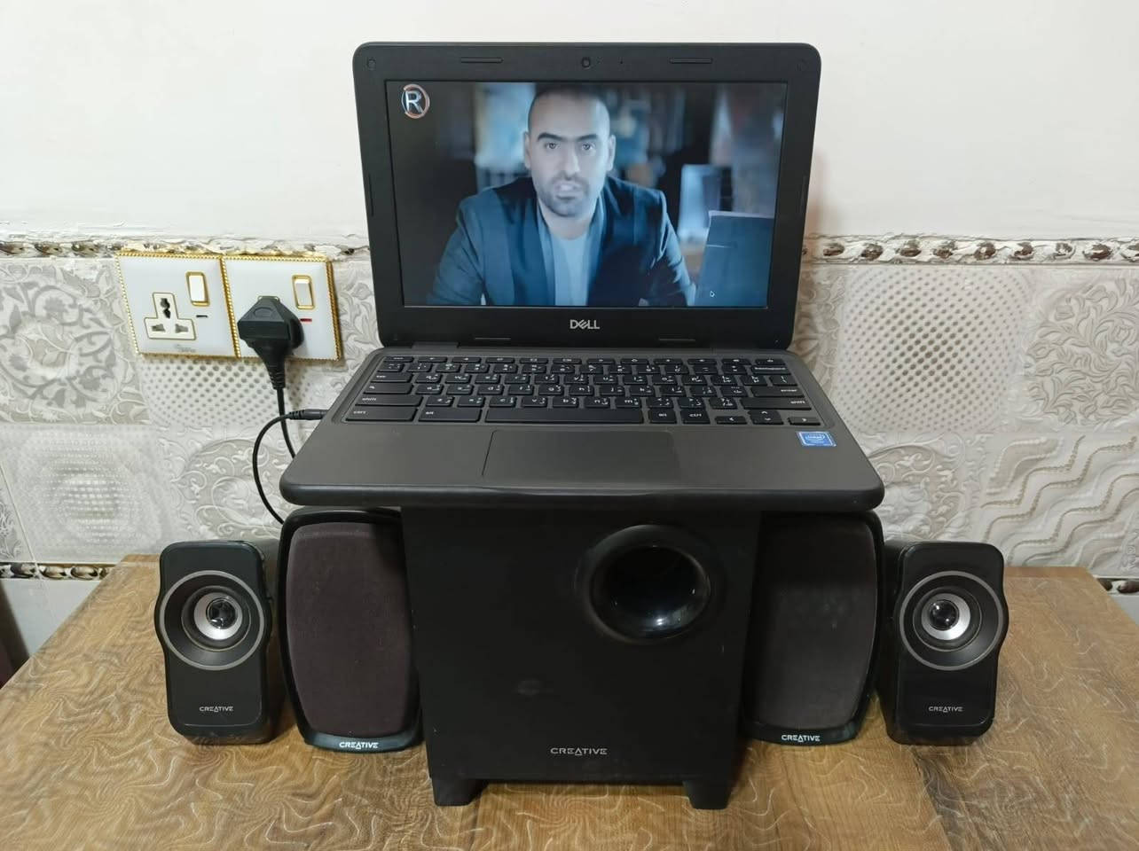لابتوب دل كروم بوك نظام اندرويد اخو الجديد وية سماعات خمسة مضغم صوت للبيع سعرة 100 الشراي يتواصل خاص مكاني كلار


**إذا كنت صاحب هذا الإعلان وتريد حذفه لأي سبب، رجاءا أرسل رسالة إلى الدعم الفني**