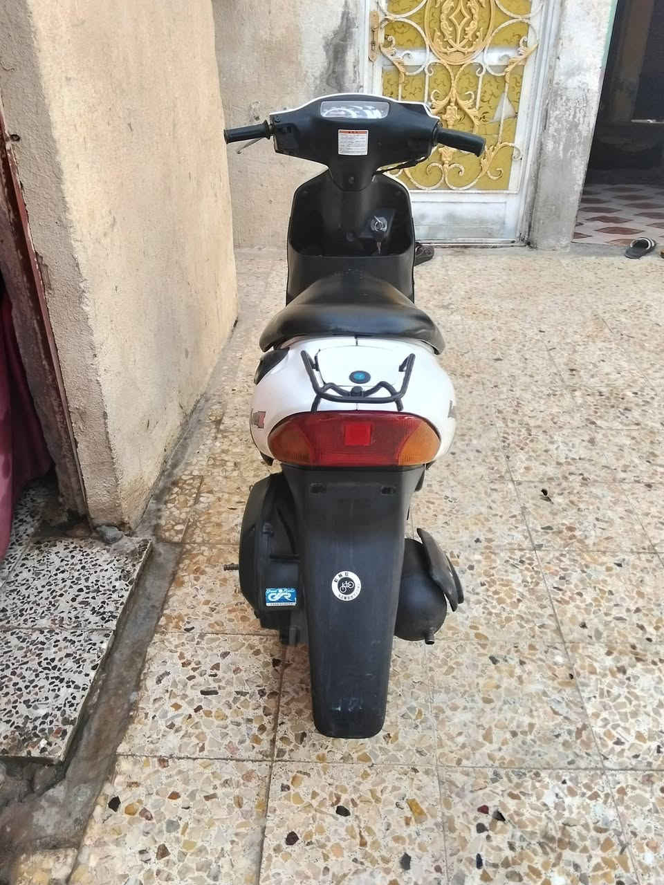 السلام عليكم دراجه سازوكي للبيع مكفوله كفاله عامه كله شغاله كله مكاني العماره حي الشهداء السعر 375وبيها مجال رقم الهاتف ***********
