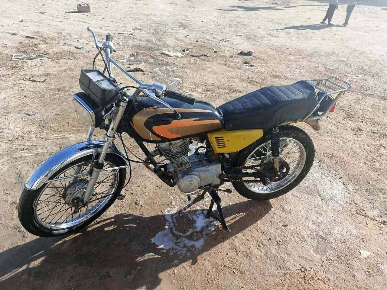 اربع كير للبيع 225 وبيه مجال دراجه نضيفه
ميثم العبودي


**إذا كنت صاحب هذا الإعلان وتريد حذفه لأي سبب، رجاءا أرسل رسالة إلى الدعم الفني**