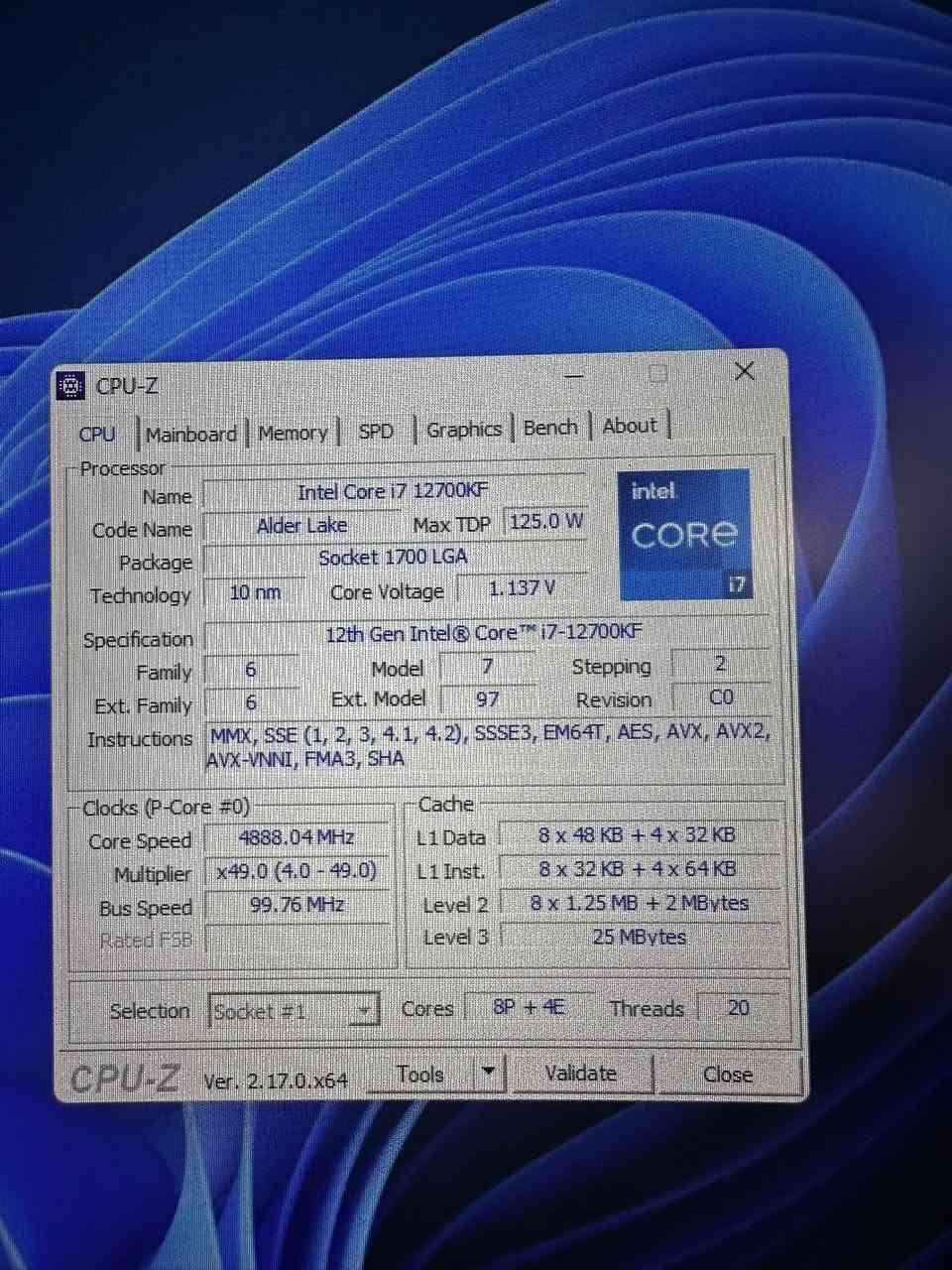 سلام عليكم
Pc للبيع
قيم بما يرضي الله كلش نظيف 
مواصفاته :
وحده المعالجة المركزية 
( 12 th Gen Intel (R) Core (Tm) i7 - 12700KF )
RAM عدد 4 (32) غيغابايت
Lexar SsD NM620 (1TB)
NVIDIA GeForce RTX 4070 Ti ( ZOTAC GAMING) 12g
Poard : TUF GMAING B760-PLUS WiFi D4
Power : Supply 850w gold 
Bios 👇
brand ( American Megatrends Ins )


**إذا كنت صاحب هذا الإعلان وتريد حذفه لأي سبب، رجاءا أرسل رسالة إلى الدعم الفني**