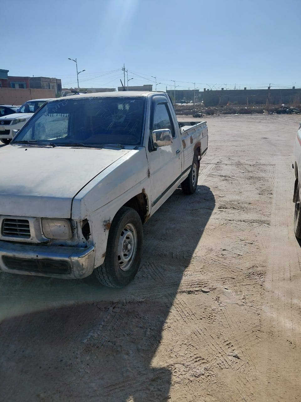 نيسان 95رقم نبار عامريت الفلوجه *********** سعر ٢٨وبيه مجال محر كير كسن شاصي مكفوله
