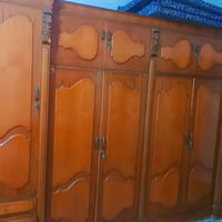 غرفه اخشاب للبيع ضخمه صاج ثقيل عوزه شوي ترتيب بسيط سعره 350 وبيه مجال ...