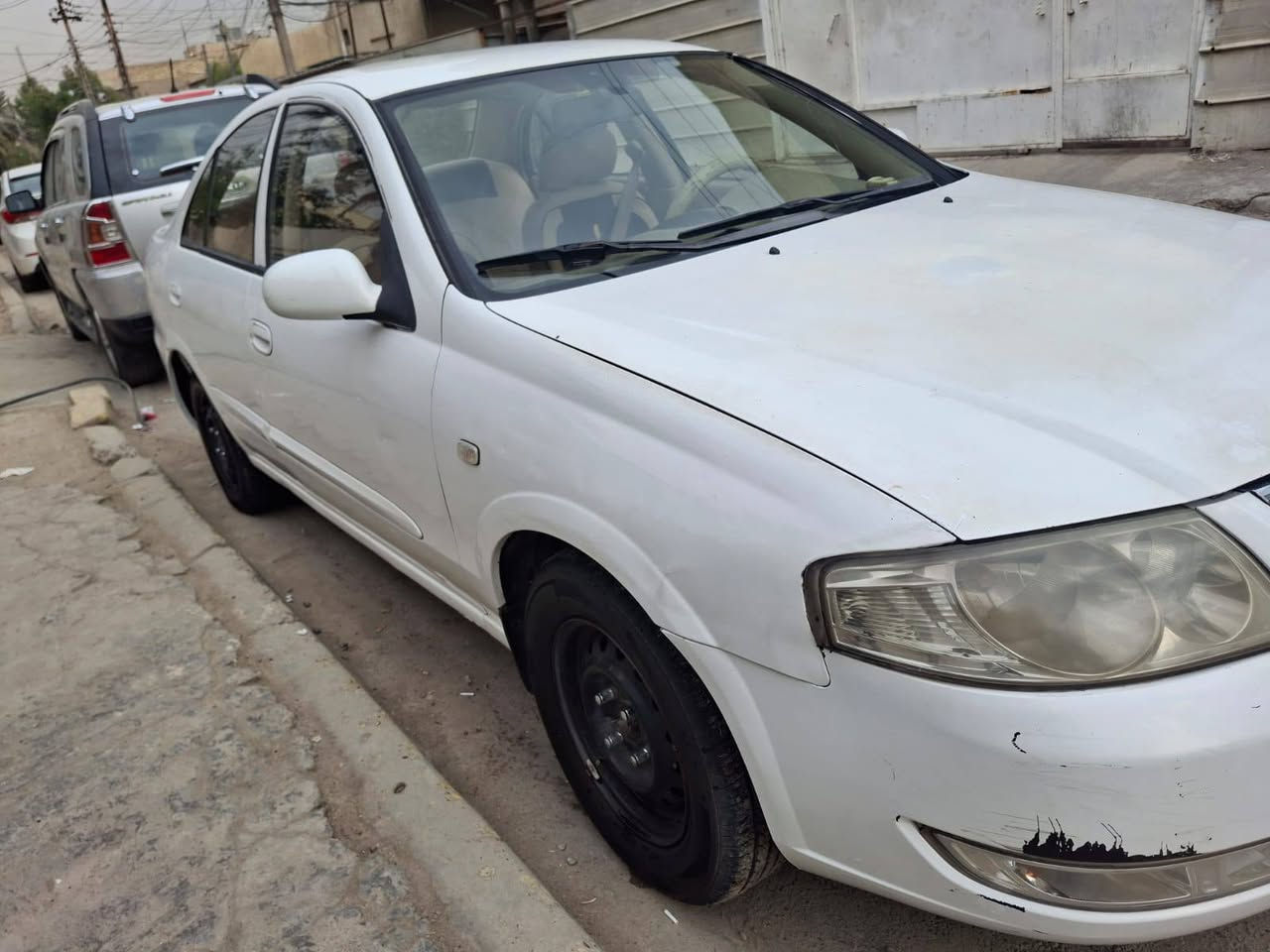 السلام عليكم 
سيارة نيسان وارد كوري موديل 2009 
للبيع السعر 78$ 
مكاني بغداد 
للاستفسار والاتصال ***********
