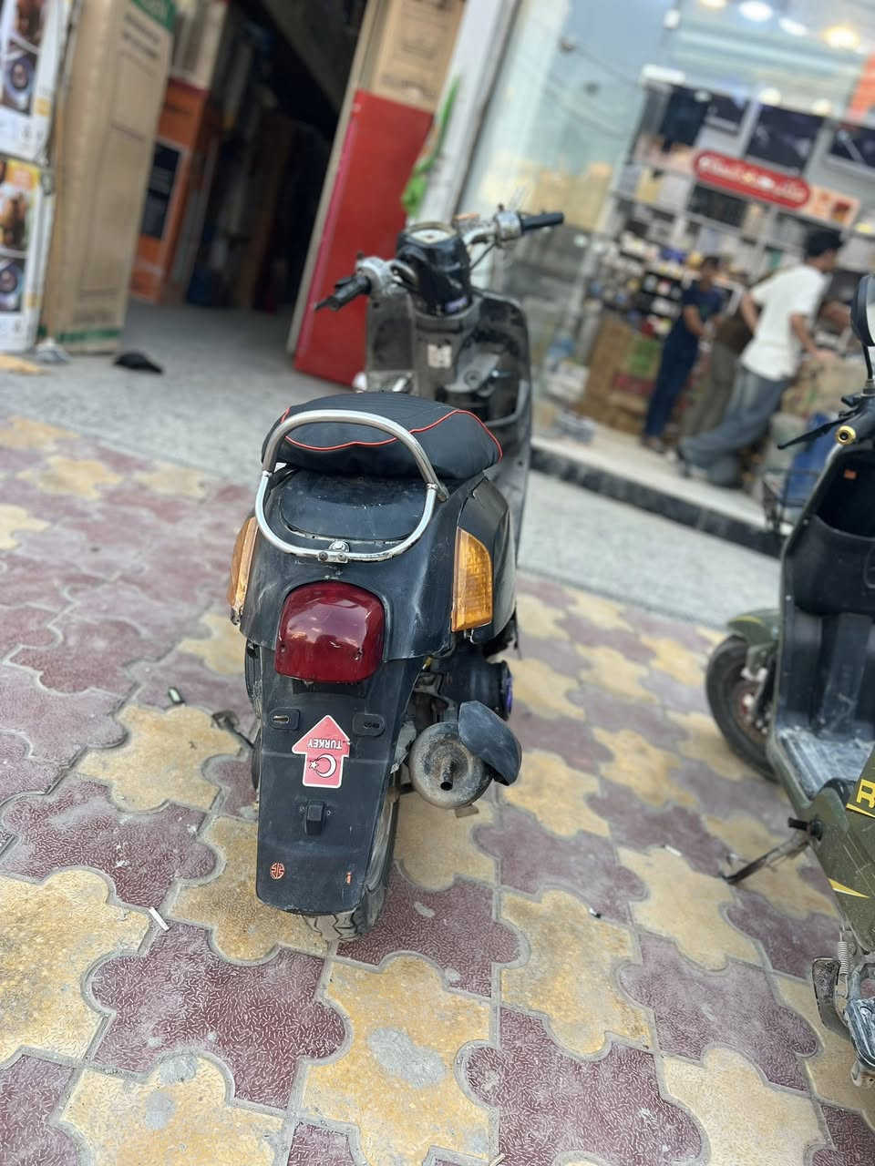 سلام عليكم ورحمة الله وبركاته دراجه بوليس دراجه كامله الله شاهد نكره سلف  كامله من اي نقص انكر سويج وروح وين متريد وياله رياضي دراجه مكينه برغي ممفوتح بيهه سعره425 وبيهه مجال حك الجيه فقط بكاني بغداد الجديده مجمع الزهور سريع محمد القاسم ***********
