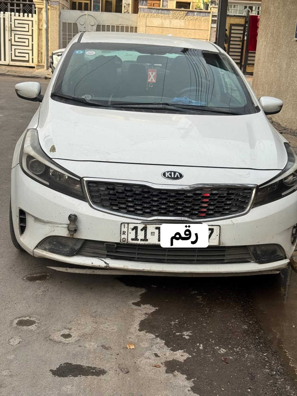 السلام عليكم كيا فورتي للبيع وارد امريكي مديل 2017 
حادثه حوض وجنطه مصبوغه وبيها ملاحضات ماشر عليها 
تخم تاير صدر امامي خلفي جديد السياره بيها صوت بالمكينه ماشية 190 بدون ايرباك مكانها البلديات السعر 115 وبيها مجال 
*********** 
***********
