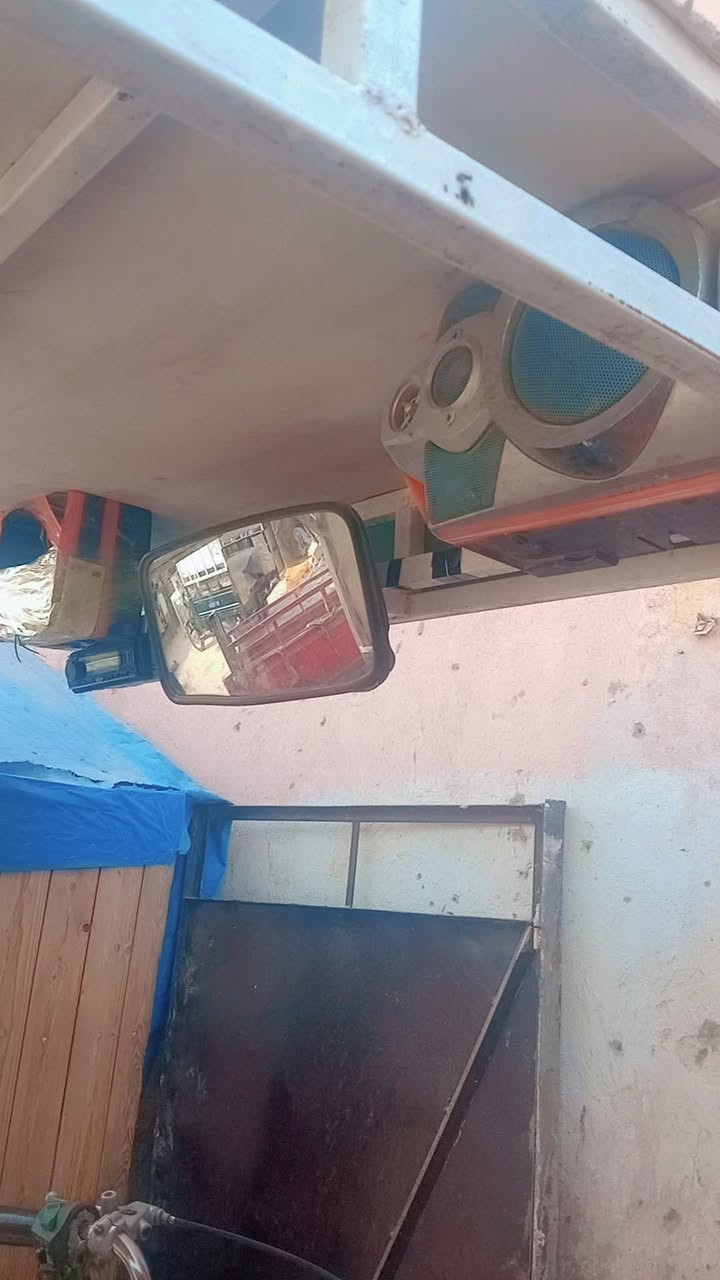السلام عليكم شبابنا شبابنا محجر للبيع لا طق ولا لحين بيه السعر 100 وبي مجال مكان نجف ***********
