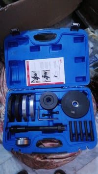 ٢٥ ألف دينار والتوصيل ٥٠٠٠ قفل والتواصل واتساب 07728110660