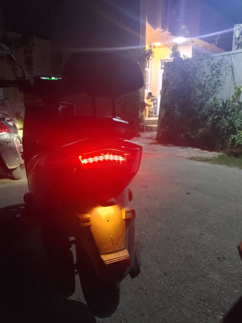 دراجه شحن استخدام شهرين فقط جديده السعر 600 قفل ***********
