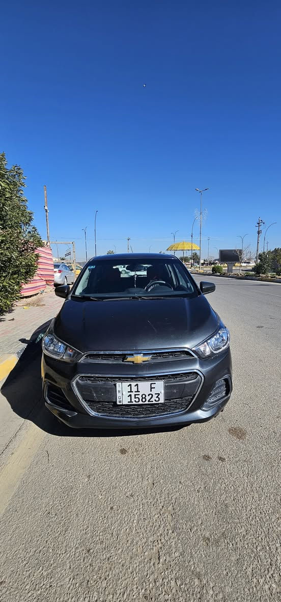 *شيفروليت سبارك 2018.
* رقم بغداد أنكليزي. 
*حجم المحرك 1،400L دوش المرغوب. 
*ماشية 73 الف ميل 
*حساس إطارات..شاشة أندرويد تعمل بنظام الCarply. 
*تبريد...تدفئة. 
*ويل كب حجم 15.
*داخل أسود مخمل .
*مواصفات عاديه...جام جوبي.
*******السعر .........//   85$ وبيها مجال. 
* صور الحادث:- مرفقة بالمنشور. 
*المكان:- كربلاء المقدسة 
للاستفسار:-
***********
***********
