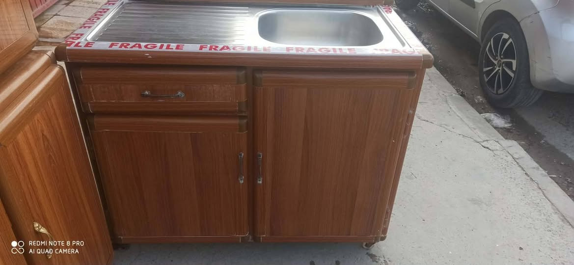 للبيع كاونتر شغل ثقيل ارضيه مترين ملحق مترين سنجي متر سعر 265 بيا مجال مكان موصل راشديه رقم كورك *********** اسيا ***********

