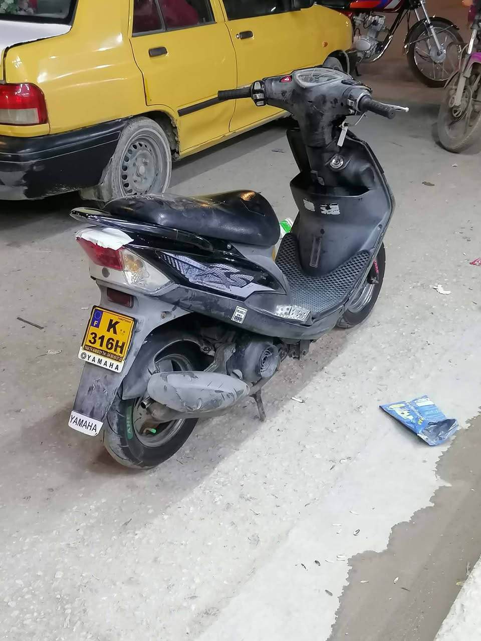 ماكس عدله (49) بلاديه ـ..... دراجه مختمه من الطول للطول ختم واحد ويه المكينه 
مكينه ناعمه لاتنقيص لاتبخير 
دراجه ناشفه كلشي شغال بيها 
* السعر 800. وأي استفسار اخر خاص موجود.
مكان حله مركز المدينه.. حي الجزائر. 
***********
