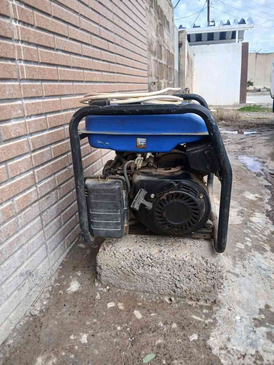 السلام عليكم ورحمة الله من رخصة الادمن ميز من فوك جام والقاعدة المنيوم +مولدة سوبر تايكر.الميز سعره ٦٠+المولدة ٦٥.لتواصل واتساب.***********.أتصال.***********
