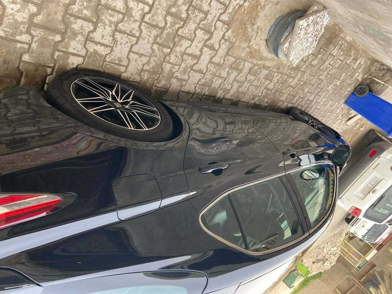 سلام عليكم 
شباب كامري موديل 2020 خير من الله كير مكينه تبريد ثلج تدفه كهربائي كله شغاله تخم تاير حادث سياره جاملغ و بنيد بل عراق و أمريكا جاملغ خلفي  فول فول موصفات 
بانورما 
رادارات 
 كامره 
قياده ذاتيه 
كامره خلفيه 
نضامات قياده 
4سلندر مكينه 2500 شكل رياضي 
تدفه كشنات 
كشنات جلد كهربائي 
وبيه هواي موصفات لا تعد هواي 
سياره ناعمه و حلوه مكاني بغداد شعله رقم *********** سعر 170 وبيه مجال للطيبين  
مراوس حسب القناعه
