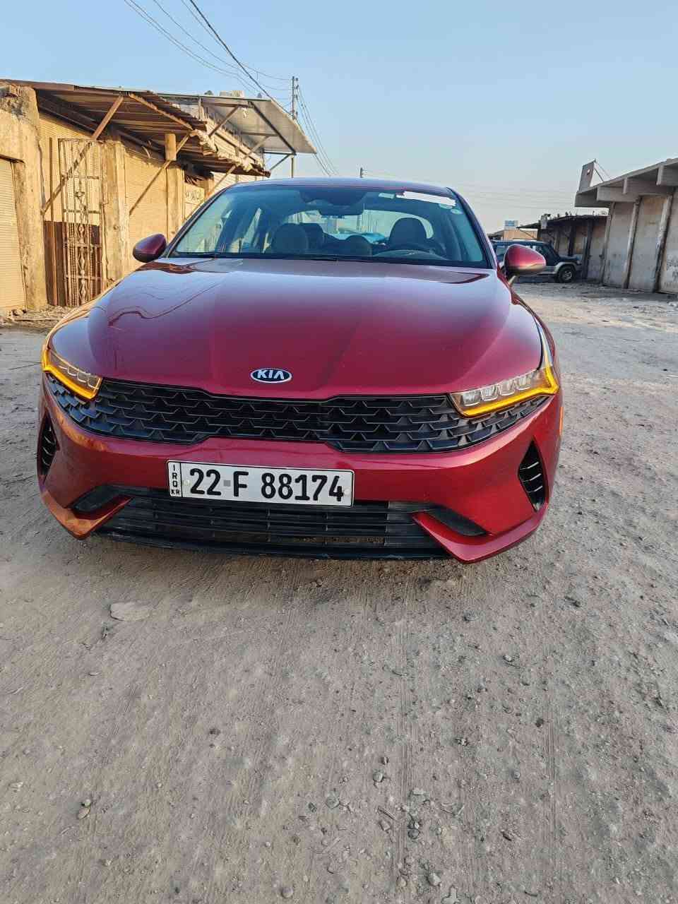 السلام عليكم
كي فايف موديل ٢٠٢١ رقم اربيل باسمي مواصفات lxs ماشية ١٢٠ كيلو حادثه باب مثل ماموضح بالصور وبيه شبرين صبغ بالبنيد اثر حداث بسيط سعره ١٥٠ وبيه مجال 
علق ودزلك كامل التفاصيل 
اول اتصل ع رقم ***********
