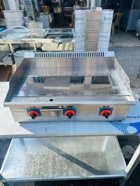 مستعدين لتجهيز المطابخ والمطاعم والفران للحجز والاستفسار 07707315085