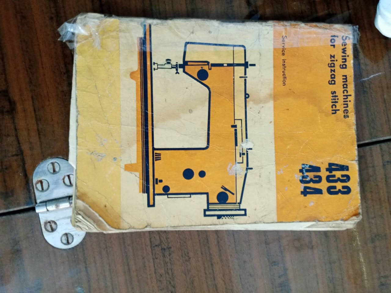 بولوني صنع بولندا توزيع #الاسواق_المركزيه_سنة 1976 الف #خياط_عدل_وزگزاگ  مكينه نضيفه جدا جدا  العنوان بغداد لايوجد توصيل


**إذا كنت صاحب هذا الإعلان وتريد حذفه لأي سبب، رجاءا أرسل رسالة إلى الدعم الفني**