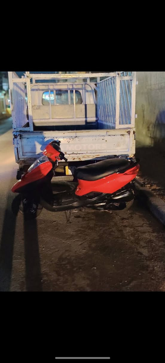 بزير للبيع دراجه نضافه كدامكم كلش حلوه ومرتبه بيع او مراوس بايفون السعر 550 وبيه مجال بسيط حك الجيه مكاني بغداد حي الشباب الاعلام
***********
