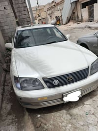 لكزس LS400 • ٢٠٠٠ • رقم بصره