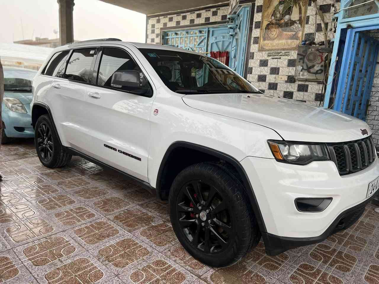 جيب موديل ٢٠١٧ امريكي حادث خفيف
فول موصفات تراك هوك اعلى فئه جوبلاسات
جاهزه منً كلشي لبيع او مراوس
***********
