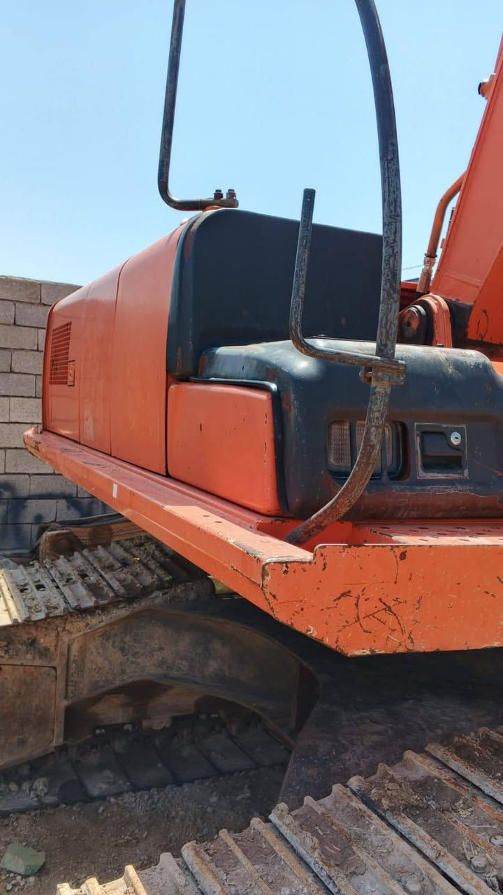 عــــلئ بـــركة الله …
#ZAXIS_2006_210_HITACHI

#حالة الوكالة كلشي وضع الشركة🇯🇵

#محرك 6 سلندر بم ونوزل 

#الـــعنوان واسط الكوت 📍.

الأستفسار ***********📞

الأستفسار ***********📞
