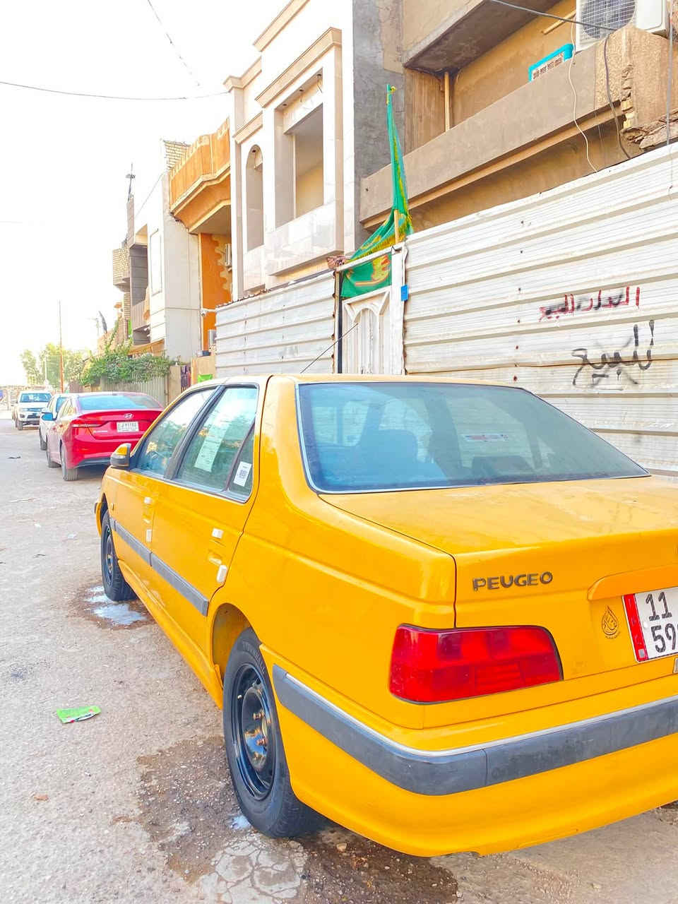 السلام عليكم جمعة مباركة عليكم
بيجو بارس موديل 2016 كفالة عامة ماعدا بارد بسيط 

كفالة من تبديل او ضربة او صبغ  كير مكينة خير من الله ماشية 92 السيارة ماتعبانة جديدة تبريد ثلجج حماوة ماكو صدر خير من الله رقم بغداد دولي بأسمي 

السعر ب53 وبيها مجال بسيط 

مكاني بغداد 

هـ***********
