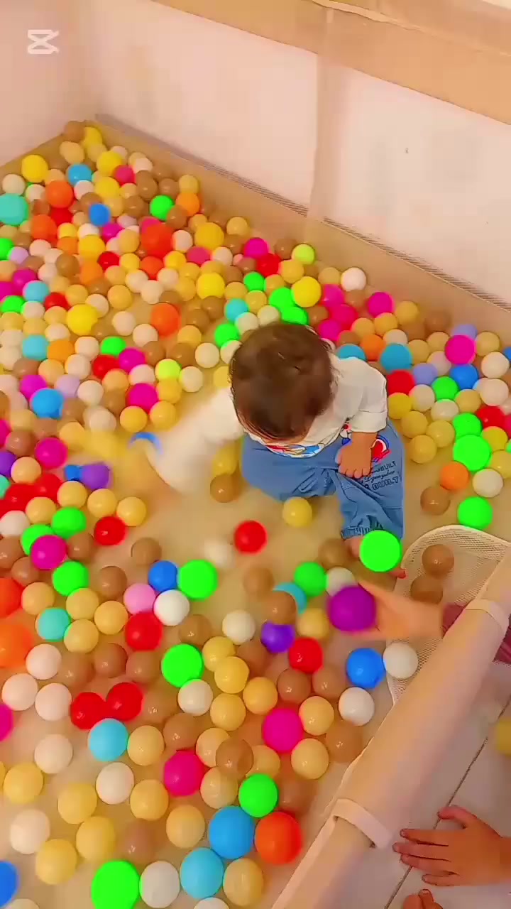 نورتنه اليوم لارين وأخوها بمركز Kidi Door 💗
أهلاً وسهلاً بيهم، نتمنى لهم أوقات مليانة لعب وتعلم وفرح ويانه 🌸
📍 العنوان: الديوانية – حي الجزائر، فرع مدرسة بنغازي مقابل ملعب الاتحاد الشباب
⏰ أوقات الدوام: شفت صباحي – مسائي 
💰 الاشتراك: 50 ألف شهرياً
💵💳 طريقة الدفع: كاش أو بطاقة
🎓 يتوفر تعليم منهج منتسوري + حساب ذهني للأطفال عن طريق اللعب
📞 واتساب / اتصال: ***********
