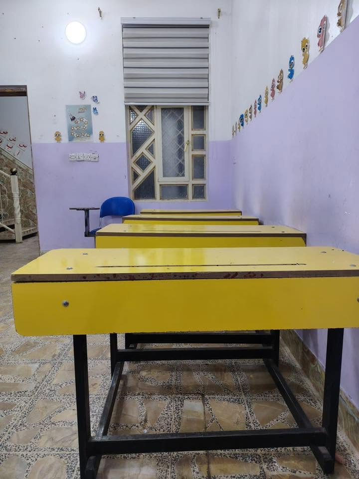رحلات +ستولات+سبورات

للبيع للاتصال***********
