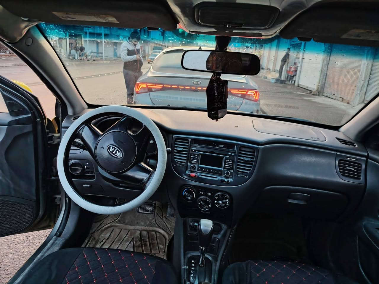 السلام عليكم
كيا ريو 🚕 
وأرد أمريكي 🇺🇲 
موديل 2011👋
رقم نينوى صدامي 👋 مطلوبة هيئه على الشاري 
كاربون بانزين ⛽ شرط التحويل 🚦 
محرك 16 محرك وكير شرط 👋 
طخم تاير طخم امامي خلفي جديد 👋 
تبريد ثلج 🥶 مكيف الهواء 
📢ظررها جاملغ وبيها داخل والباقي تلقيطات مال تكسي وكدام العين 👀🛑#السعر 75$💸 وبيها مجال 
#العنوان #الموصل #موصل_الجديده قرب جامع الايقظه شارع البطاريات 
🛑 1️⃣ اوقات العمل🕰️الاتصال من الساعه التاسعه صباحا الى الساعه العاشره ليلا🛑
🛑2️⃣بلتلفون قفل ماكو تعال ودفع سعر اليعجبك 🛑
#مكتب_ارض_السلام #لبيع_وشراء_السيارات 
🛑 #باداره/ سلام الراشدي 
***********📱كورك 📞
***********📱اسيا📞
