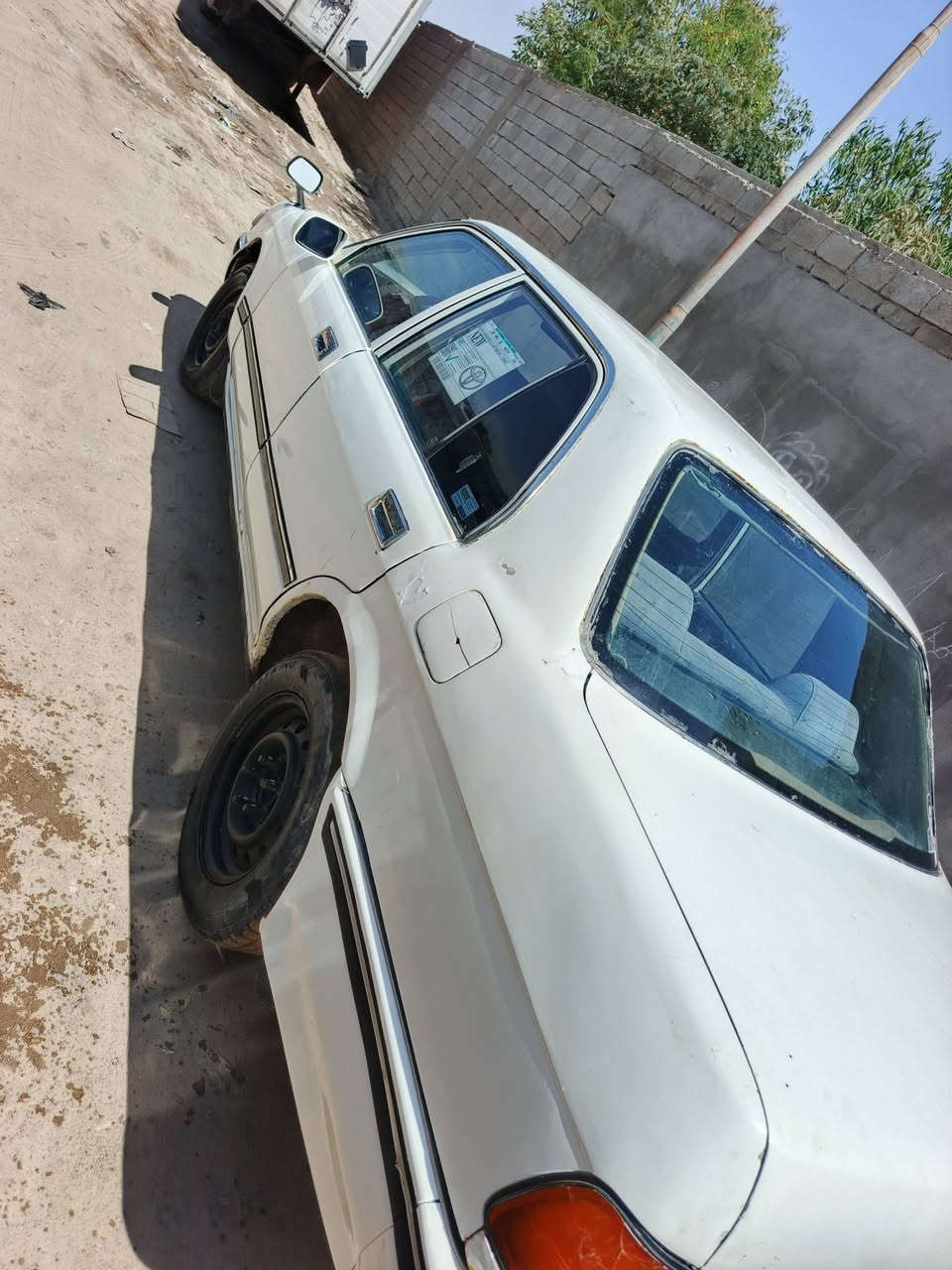 السلام عليكم ارنب بتره موديل  1993 تخم تاير ماكينه وكير جدد حداديه جديده كهربائيات كلها شغاله رقم بغداد سعر 32 وبيها مجال العنوان بصره زبير رقم الهاتف ***********
