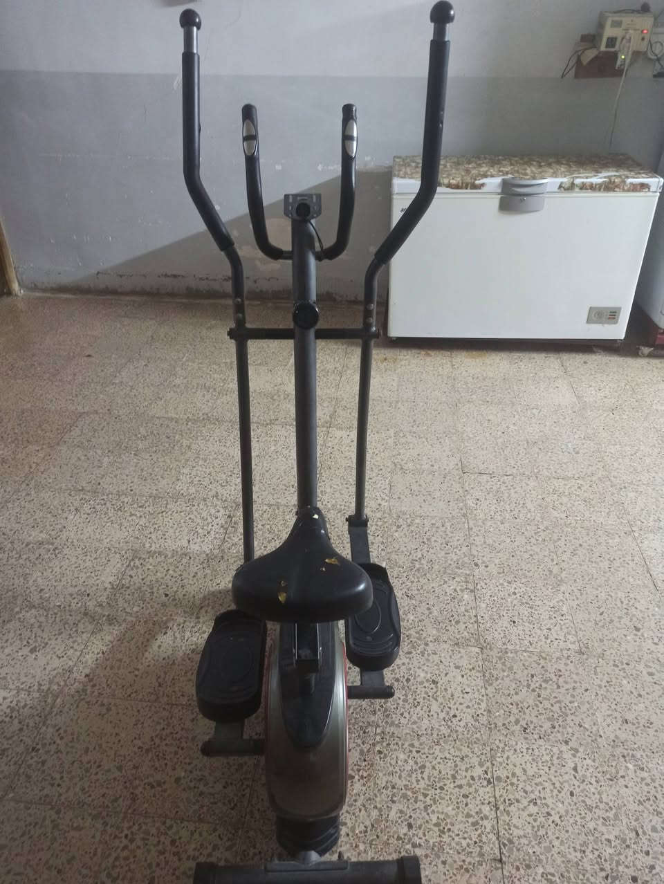 السلام عليكم بايسكل رياضي ثابت السعر 75 وبي مجال


**إذا كنت صاحب هذا الإعلان وتريد حذفه لأي سبب، رجاءا أرسل رسالة إلى الدعم الفني**