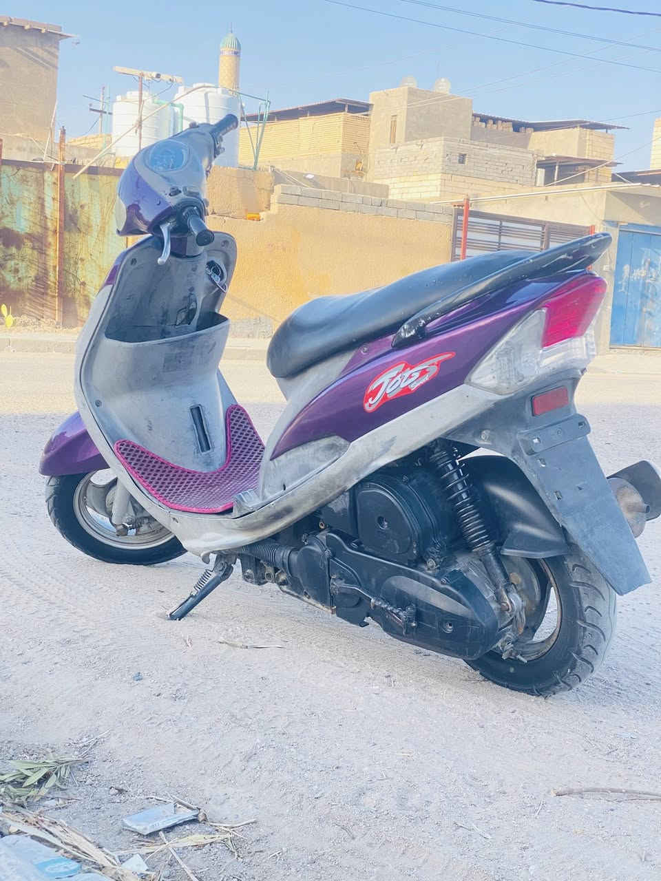 سلام عليكم ماكس قجمه مامفتوحه كهربائيات كلها شغله سلف اشاير هورن كلها كامل وشغال دبلات كذالك دراجه نضيف مثل ماواضح بصوره مكاني قضاء المدينه***********
