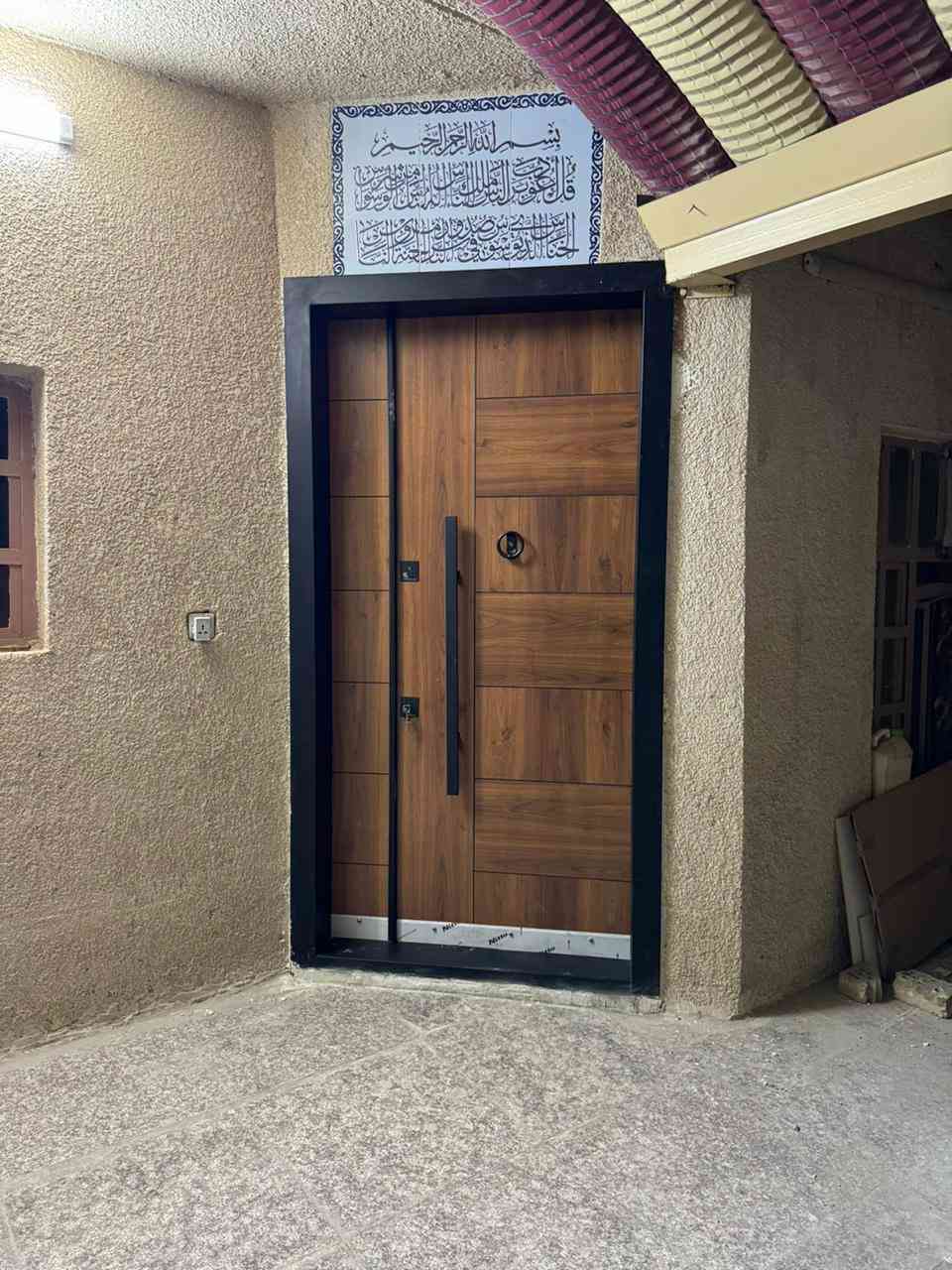 على بركة الله 
مستعدون لتركيب الابواب القاصة التركية وتصليح وتبديل الكيلونات التركية 
في جميع مناطق بغداد 
للأستفسار *********** واتساب 
ابو ياسر النجار
