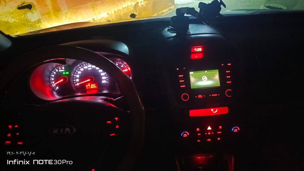 سورنتو للبيع موديل 14 خليجي كفاله عامه الاستفسار الاتصال على الرقم ***********
