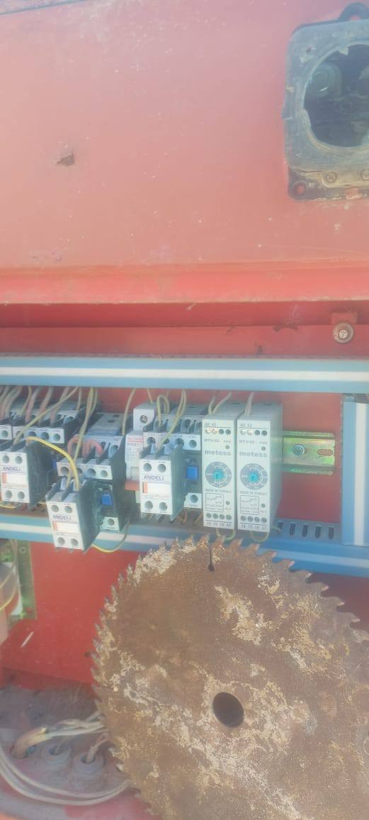 عواجه كهربائيه للبيع
استفسار ع الرقم التالي 
***********
