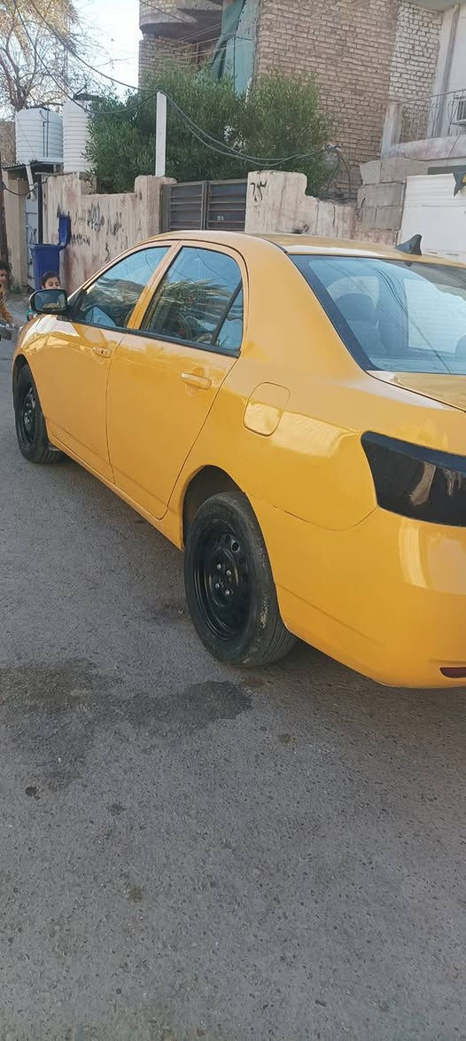 byd G3 
موديل 13 بسمي رقم بغداد محرك كورلا 1800 الحديث لا صرف ولا بخار كير اوتوماتيك بي خربطه صدر جديد مشط ستيرن جديد جام سلايت كله شغال لايت زنون تبريد ثلج تشغيل عن بعد كامله بس يحتاجلها كير 
السعر 48 وبيها مجال بغداد الحسينيه
 ‏‪0778 011 9289‬‏
