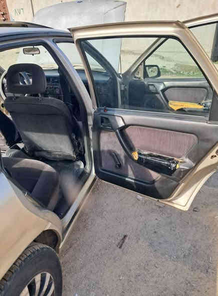 اوبل فكترا حجم ٢٠ موديل ٩٢بدون ضرر بدون صبغ بيها تقحيل .مكينة وكير شرط الدوسات رايدلها تصليح.سيارة بعدها بلاد.سنوية عظم لل٢٩ .السعر٤٠ وبيها مجال قليل.اتصال ***********
