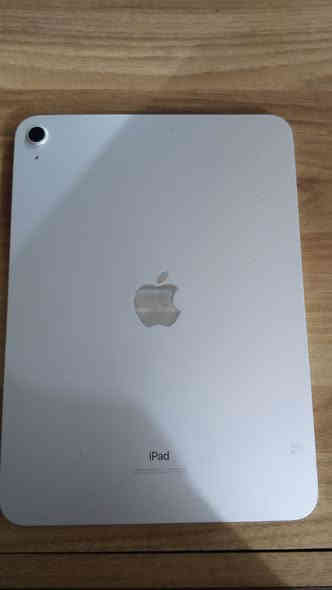 السلام عليكم 
ايباد 10 اخو الجديد سعر 325 بي مجال بسيط كل ضرر مابي ويا شاحنه وكارتونه مالته 
مكاني بغداد المشتل شارع المدارس ***********
