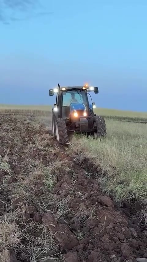 للبيع حجم ١١٥ئيتالي معرك اسود معمر جديد ٤توير جديد رقم سنوى اربيل جديد هزه فعس جديد موديل ٢٠٠٤ سعر ٣٧موبايل ***********واتس اب بي
