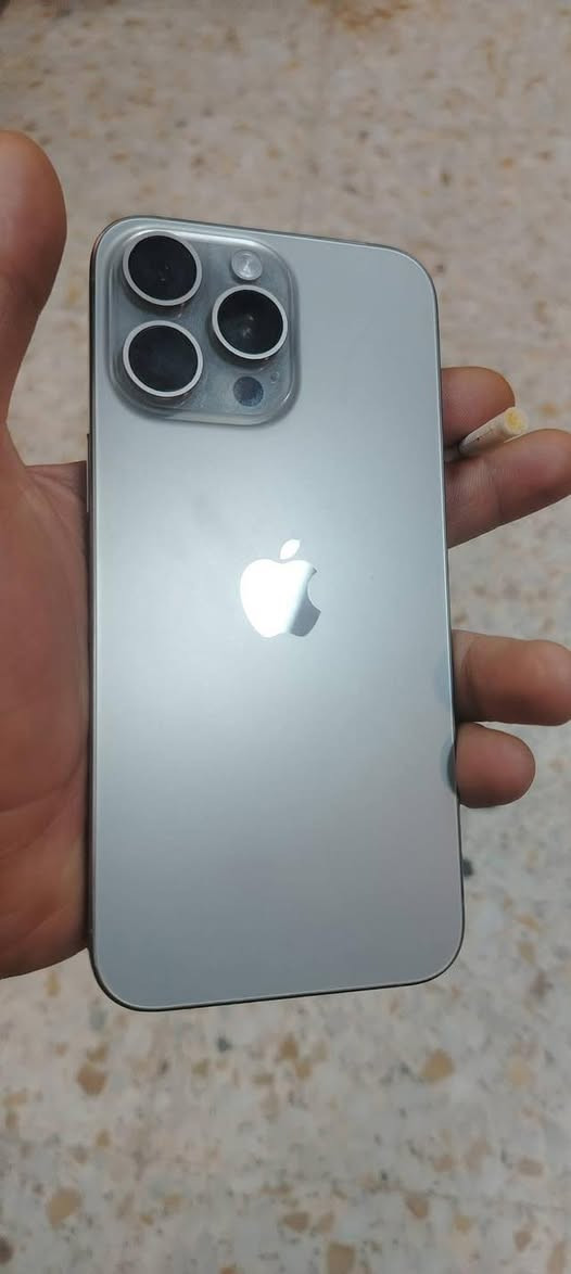 سلام عليكم
15 بروماكس مبدل شاشه فقط
ذاكره256 بطاريه94 بلاديه
سعره680 مجال بسيط بي
مكاني بغداد


**إذا كنت صاحب هذا الإعلان وتريد حذفه لأي سبب، رجاءا أرسل رسالة إلى الدعم الفني**