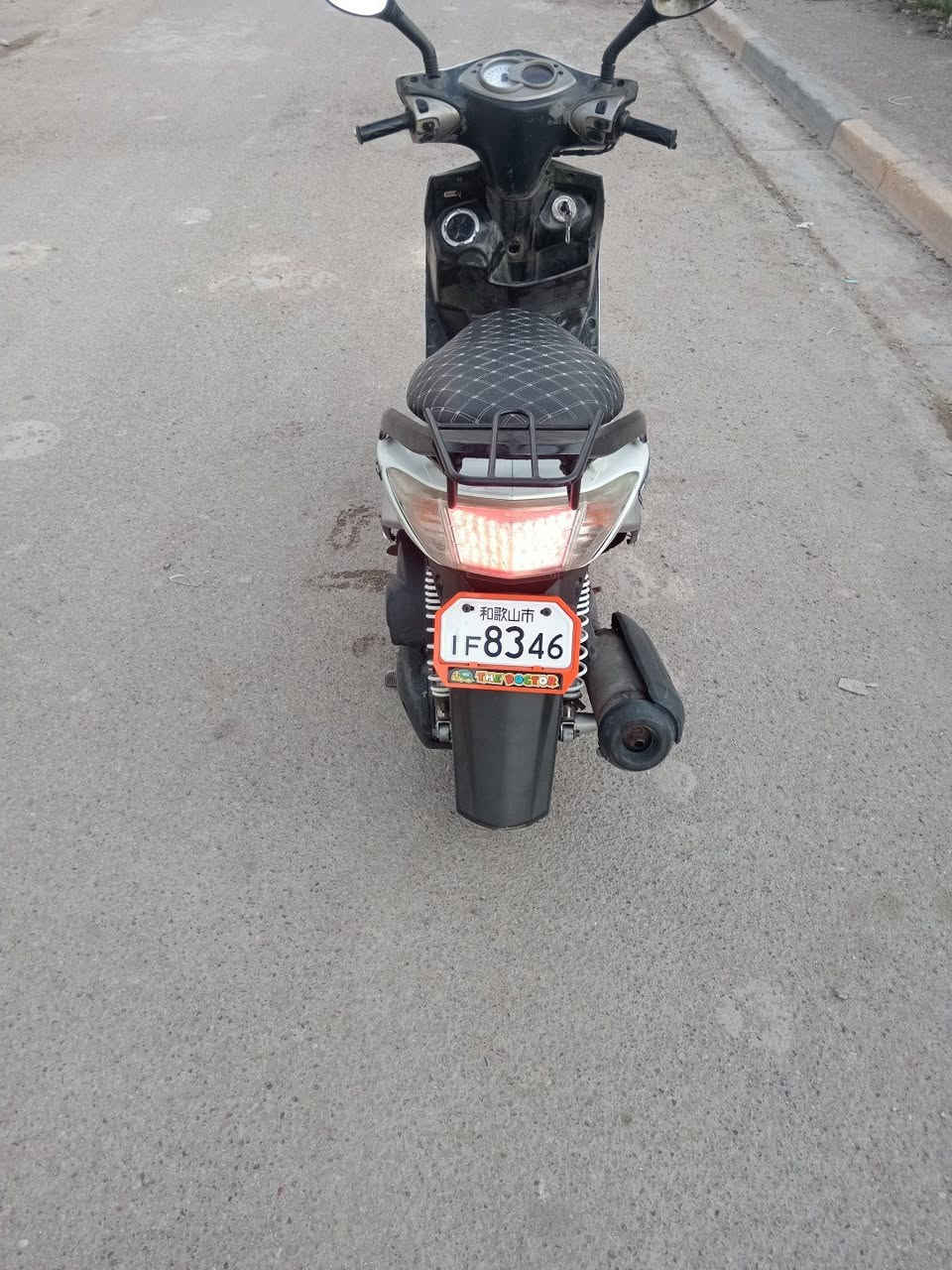 دراجه سكنس فحل نوزل سكليتر خطين ابلاديه مكفوله كفاله عامه مكينتها حيل ناعمه نكره سلف كهربائيات كلها شغاله دشبول كله شغال اوراقها كامله السعر 600 العنوان الشعب التلفون ***********
