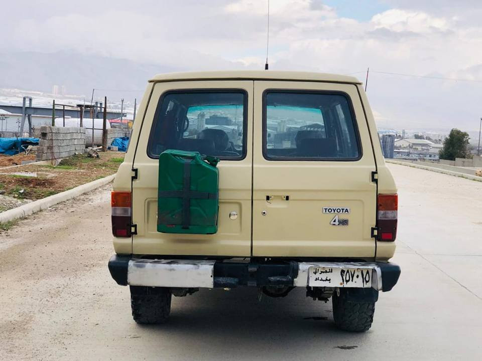 جوابی نامەنایەمەوە
ئەم سەیارە بۆڤرۆشتن
لاند گرۆزەر 
مۆدێل:1985
2ئێف چوار گێڕ 
ئاڕم بلاستیکی سلێمانی
ئاڕم ئەوەلیات بەشەرت
گێڕ و مەکینە و ئەگسل 
دەبڵ ئەگسل بەشەرت
کارەبای مەزبوتەوبەشەرت
تنوتۆڵی بەشەرت 
چوارتایەی لۆکی لەژێرایە
سەیارەکە دەعمولێدراوی نیە 
پێشودوای کەپسە شانوسەقفی هیچی پێوەنیە 
کامل بۆیاخەبۆجوانی
سەیارەکەماڵی دۆستەو زۆر ڕێکوپێکە 
سعر:36گەڵا
شوێن:سلێمانی
ژ.م:***********
ژ.م:***********
ئەدمین🌹 السليمانية, العراق
