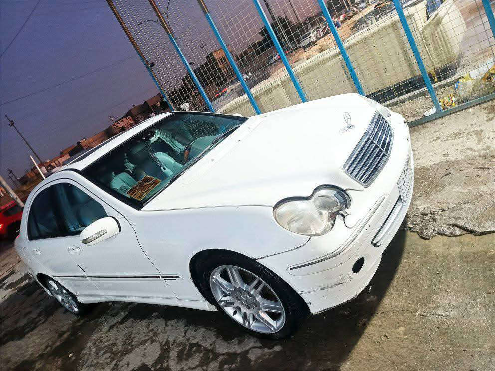 مارسدس c230 فول مواصفات رقم بغداد مشروع وطني بدون ضربه جاهزه سياره بيه صوت راجس فقط سعر 85موديل 2006
***********
