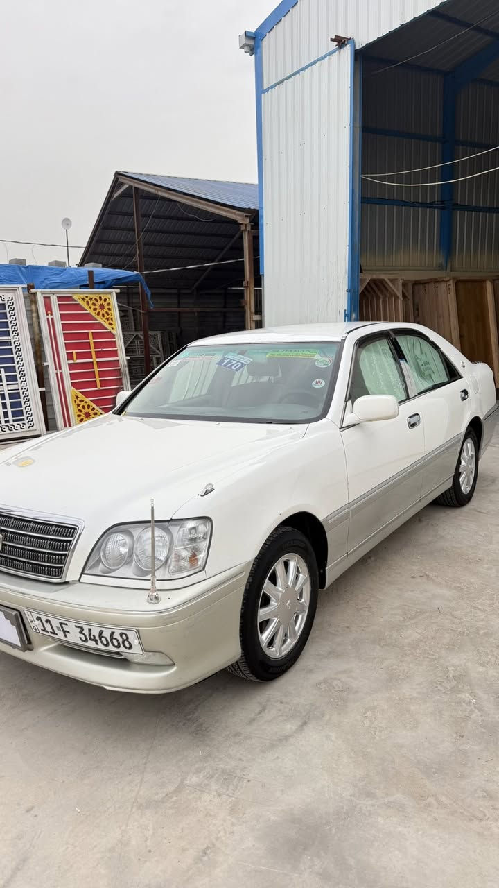 جنون 2002 كفاله عامه من الكص والصبغ مع عدى ملاحظات بسيطه بلاديه جديده محرك كير شرط الكفاله حتى من الفتح  اربع دكم فول مواصفات ما عدى الفتحه ثلاجه سيدي 12 قرص برده خلفيه فول مواصفات دمامات خلفيه كرستال اصل جديده بمعنى الكلمه سعرها حلو ومناسب 138 وبيهه مجال بسيط كلش حك الجيه فقط رقم الهاتف *********** عنوان بصره قضاء المدينه
