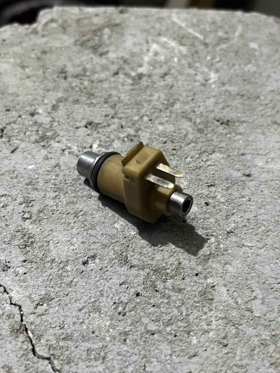 نوزل 4 زروف لبيع
***********
