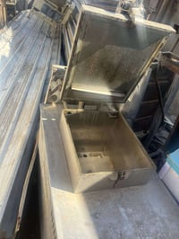 شويه كص عدد٣ اوقلايه كنتاكي عدد٢ للبيع المكان بغداد قرب كراج النهضه ال...