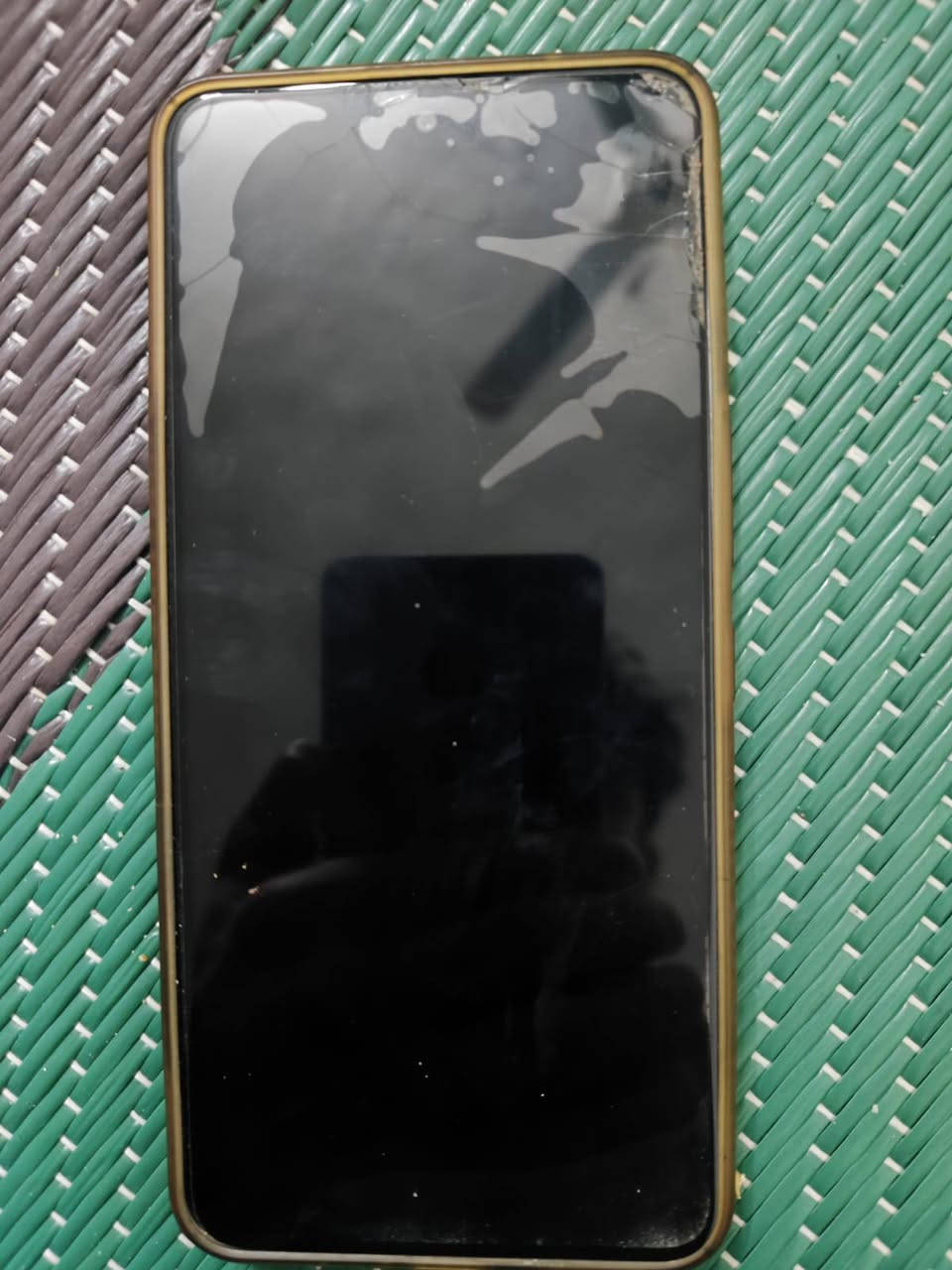 بسم الله الرحمن الرحيم تكنو بوفا 7 الترا 5G الجهازز فول مواصفات ماصارلي ٥ شهور من اشتريته ببجي ١٢٠ فريم فول مع تصوير بدون لاك لمحبين الالعاب يشغل اي لعبه بجوده عاليه وبدون تكطيع شحن ٧٠ واط يعني يفول ١٠٠ ب ٤٠ دقيقه او اقل بطاريه 6000 من ناحيه استخدام وكلشي حلوو ومرتب مثل ما موضح بالصور يجي معاه ضمان من الشركه وغراض كامله مكفول كامل الكسر بالدرع بسبب دخول الهوا بيها يعني الجهاز ما واكع ولا غيره للتبديل او مراوس مع ايفون فقط شعندك نزل


**إذا كنت صاحب هذا الإعلان وتريد حذفه لأي سبب، رجاءا أرسل رسالة إلى الدعم الفني**