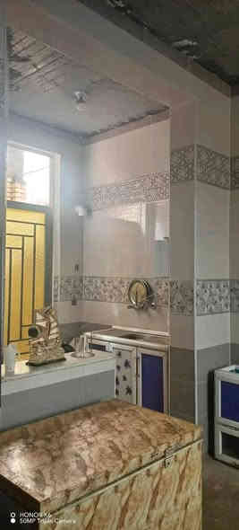 اعلان 
بيت بالجربوعيه الاولى مساحه 300ركن
 بظهر شارع ٤٠ 
سنة البناء ٢٠٢٤ نقصه ارضية وسقف جبسن بورد
يتكون من غرفتين وصاله ومطبخ واستقبال وصحيات داخليه وخارجيه 
 السعر الكلي ١٩١
مطلوب للمصرف الاسكان ٦٦مليون 
١٢٥ بيد البائع و٦٦ تسديد شهري كل شهر ٣٣٠

 تفاصيل اكثر مراجعه مكتب الساعي للعقار
او الاتصال بالارقام التاليه 
***********
***********
***********
عنوان المكتب سايدين حي الشرطه مكتب الساعي مقابيل اسواق ريتاج 🧿
