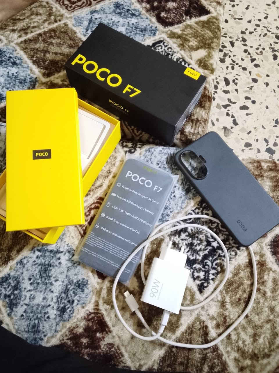 POCO F7
جهاز غني عن تعريف 
جهاز نضيف 100٪
كامل الملحقات شاحنة وكارتونه حتى دفتر موجود
للبيع فقط سعره 490وبيه مجال


**إذا كنت صاحب هذا الإعلان وتريد حذفه لأي سبب، رجاءا أرسل رسالة إلى الدعم الفني**